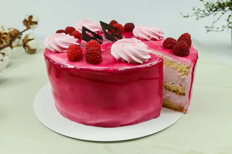 Tort Malinowy